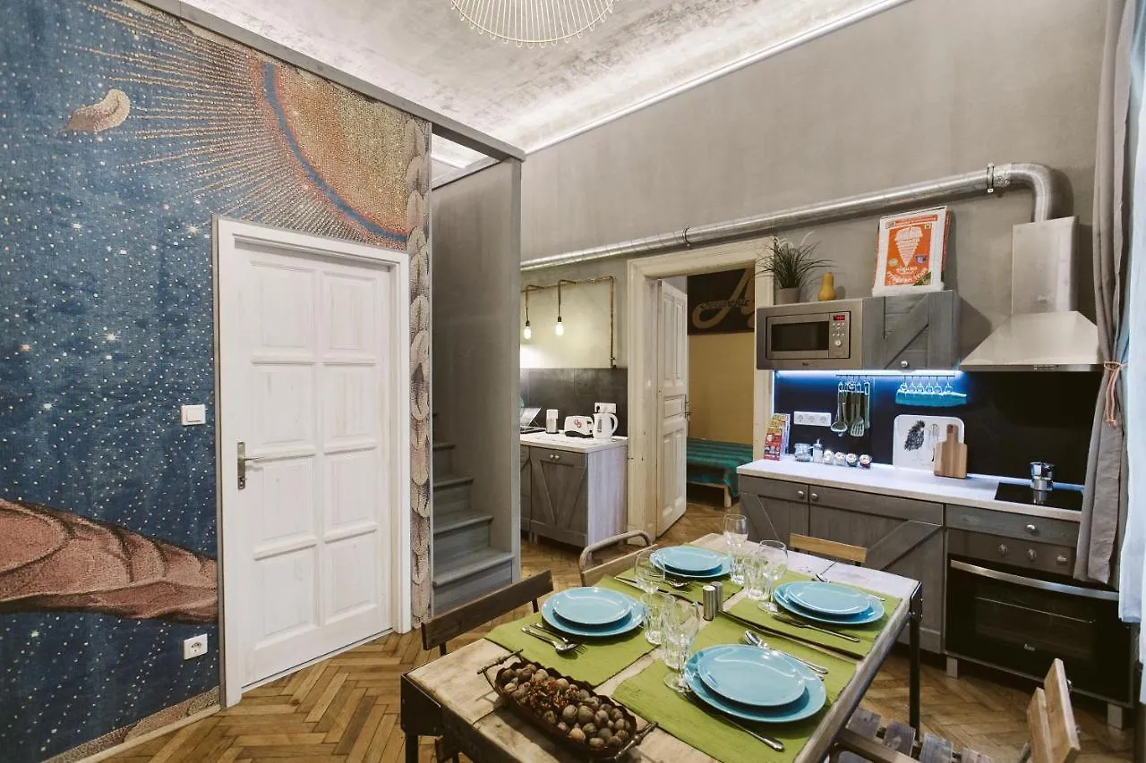 The Art Of Home Budapest 0*,
